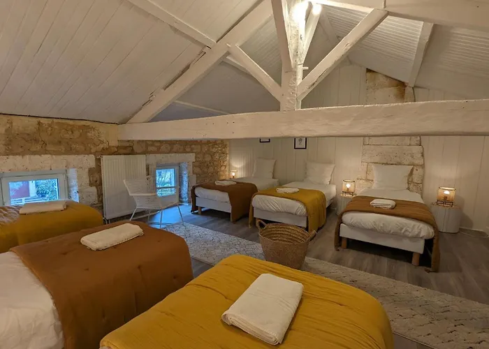 Holiday home Maison Spacieuse Avec Terrasse, Proche Cndbi, Ideale Pour Familles Et Evenements, Animaux Acceptes. - Fr-1-653-249